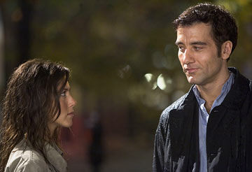 Jennifer Aniston and Clive Owen in The Weinstein Company's Derailed - 2005   