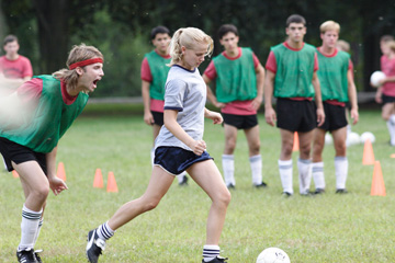 Carly Schroeder in Picturehouse's Gracie - 2007